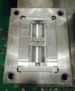 Y300422儀器塑膠制品，深圳塑膠模具廠，注塑模具加工